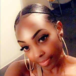 Meet your Posher, Brittney